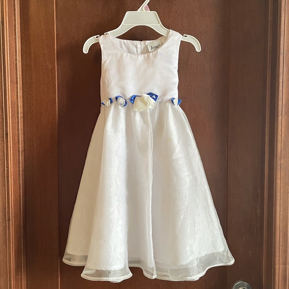 Flower girl dress white size 6